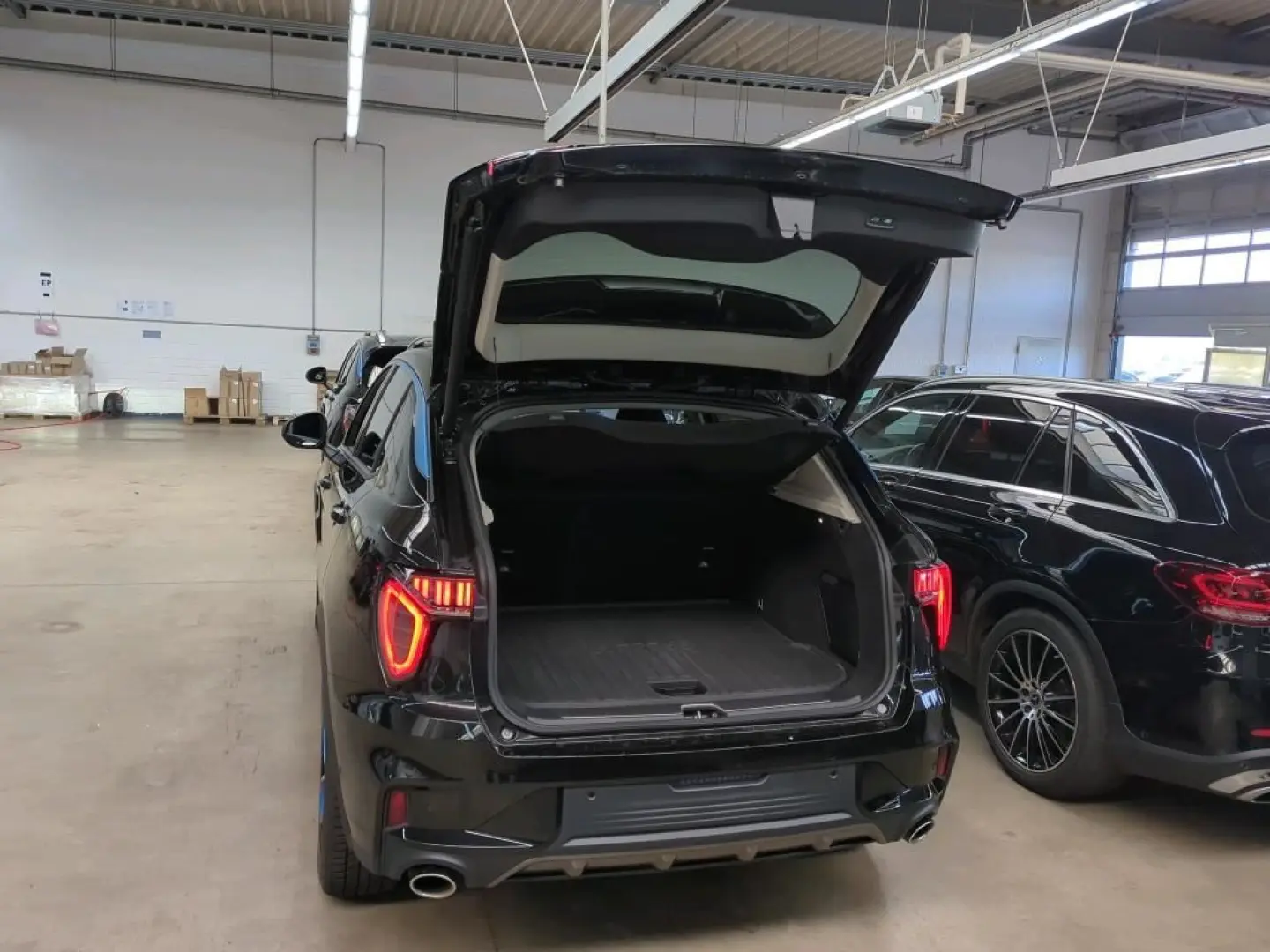 01 1.5 / Plug-In-Hybrid / Garantie / TÜV Neu / S