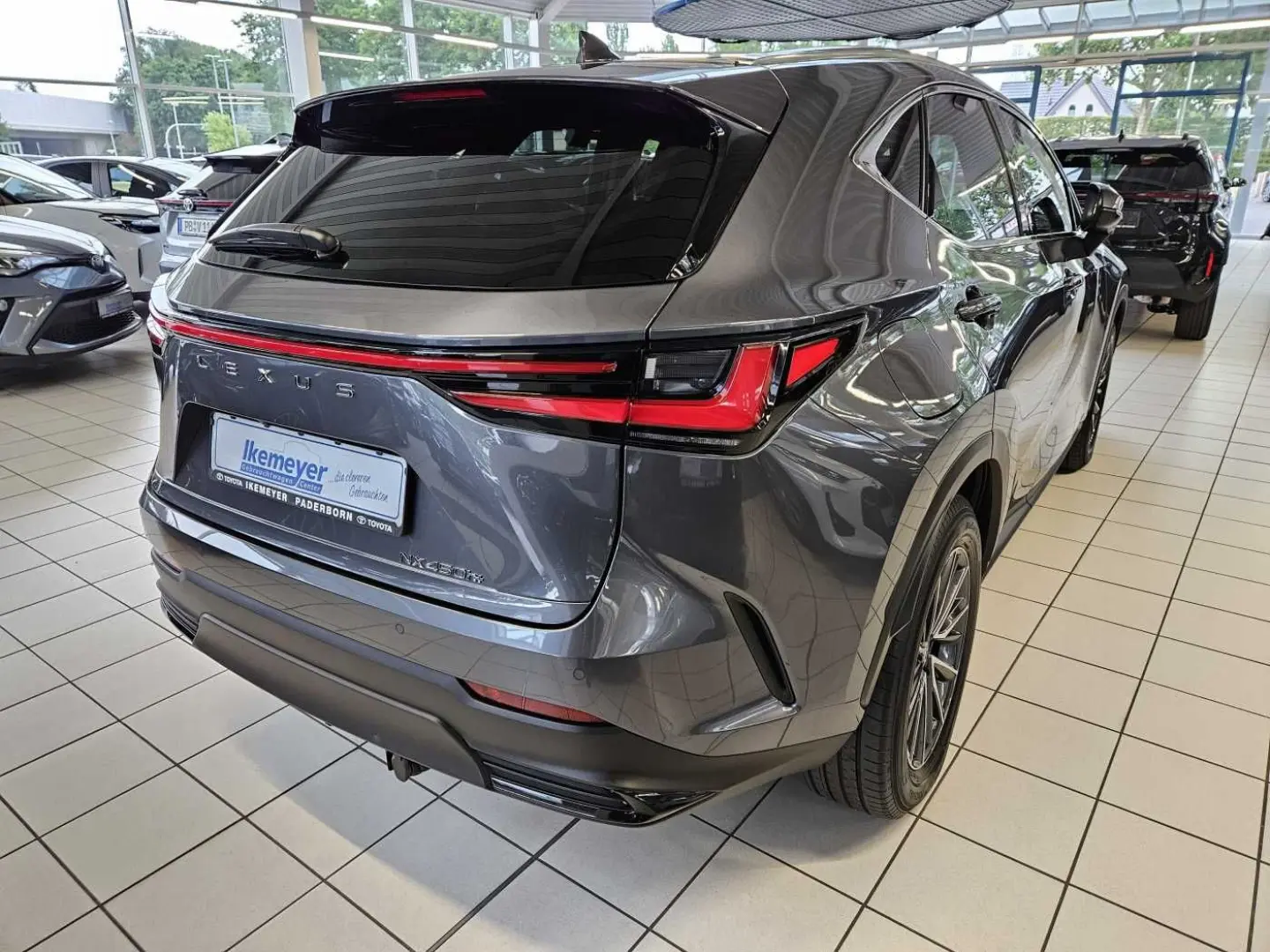 NX 450h+ E-FOUR Business AHK Leder elektrische S
