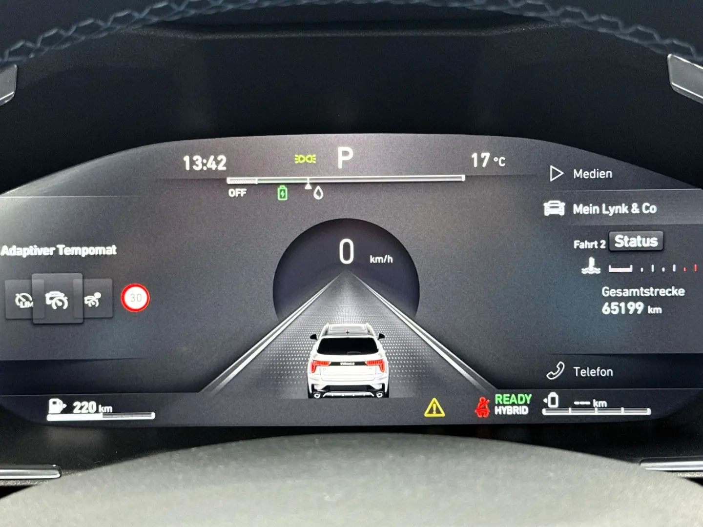 01 1.5 PHEV Pano ACC 2xSpur LED Navi 360° Mem