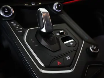 01 NAVI+PANORAMA+360° KAMERA+ACC+LED+VIRTUAL COC