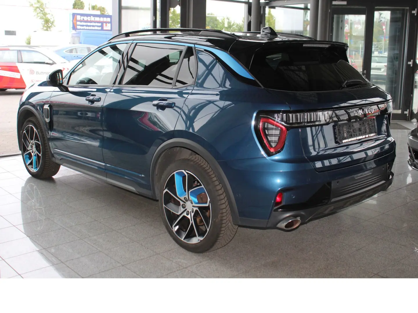 01 1.5 eHybrid 20*PANO*360°*NAV*INFINITY*ACC*LED