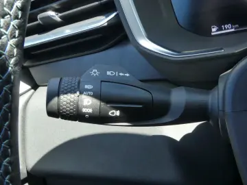 01 1.5 TD PHEV Aut. LED ACC 360° Pano