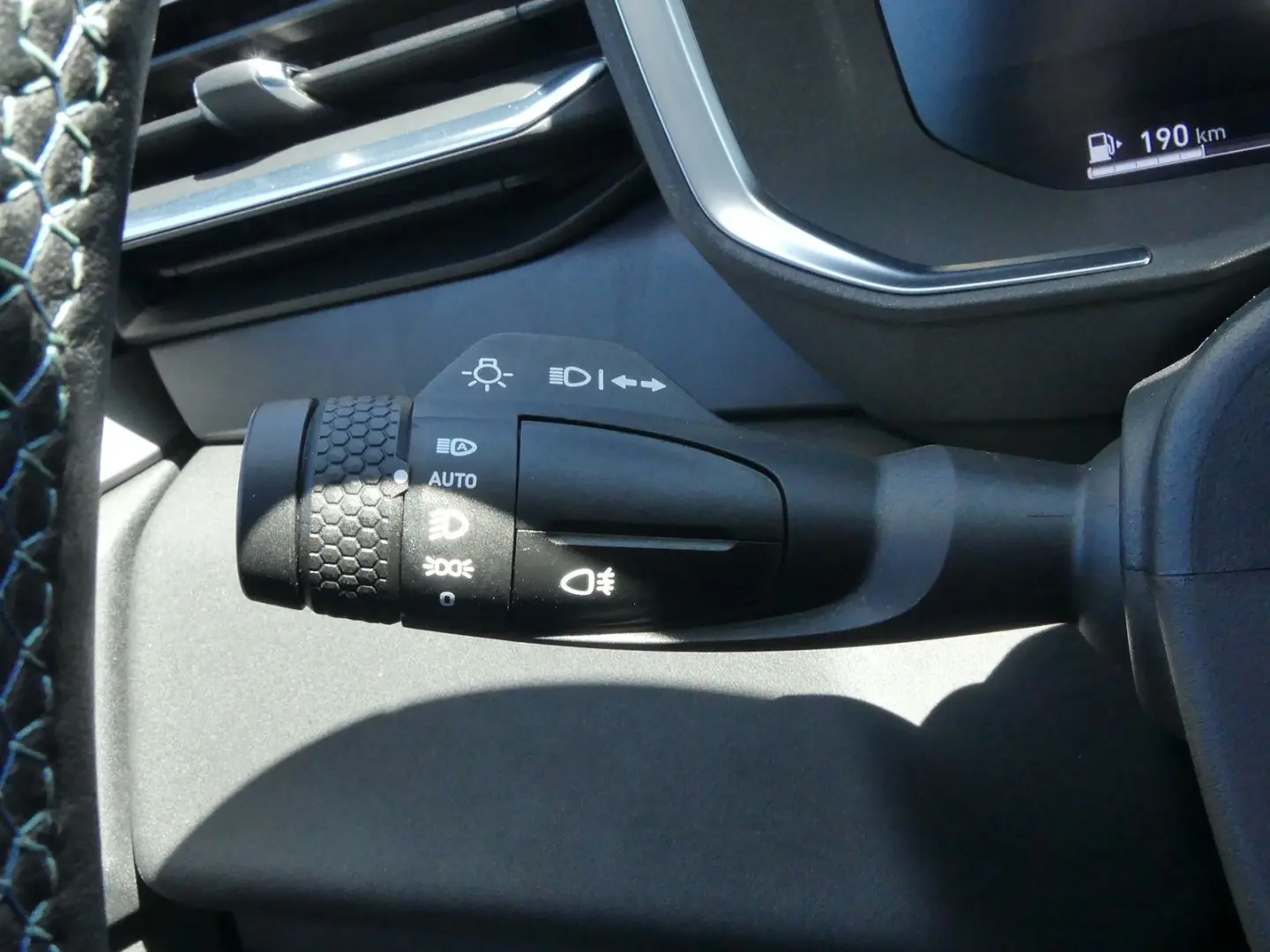 01 1.5 TD PHEV Aut. LED ACC 360° Pano