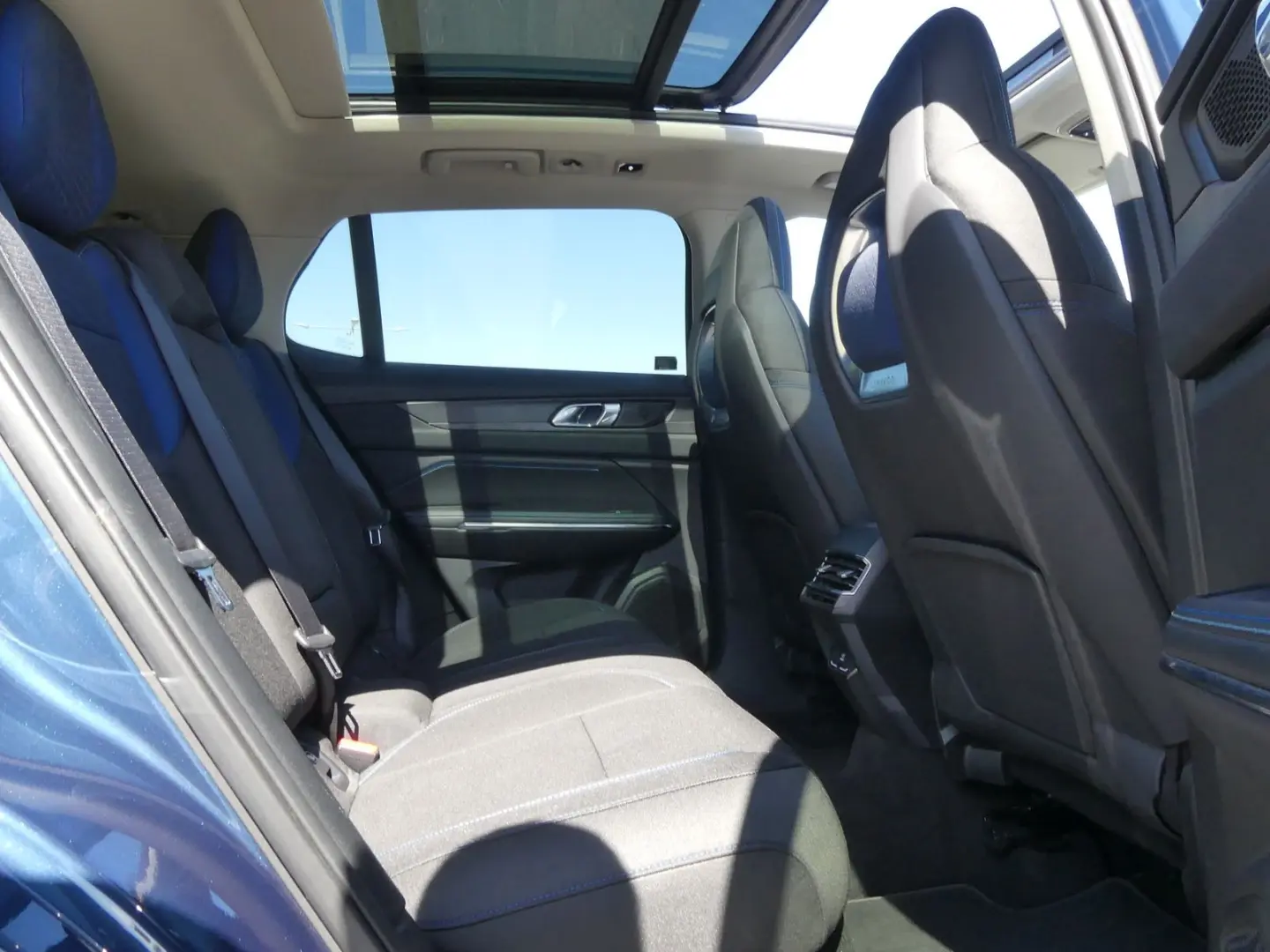 01 1.5 TD PHEV Aut. LED ACC 360° Pano