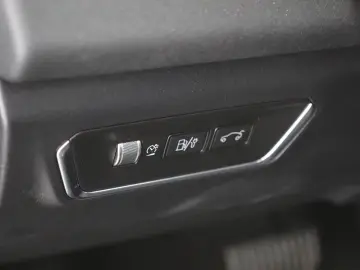 01 1.5 TD PHEV Aut. LED ACC 360° Pano