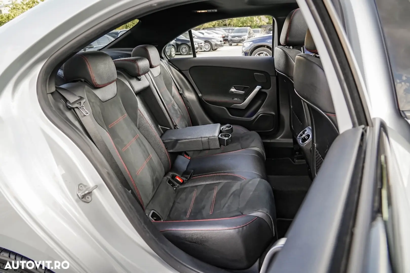 Mercedes-Benz A 250 e 8G-DCT AMG Line