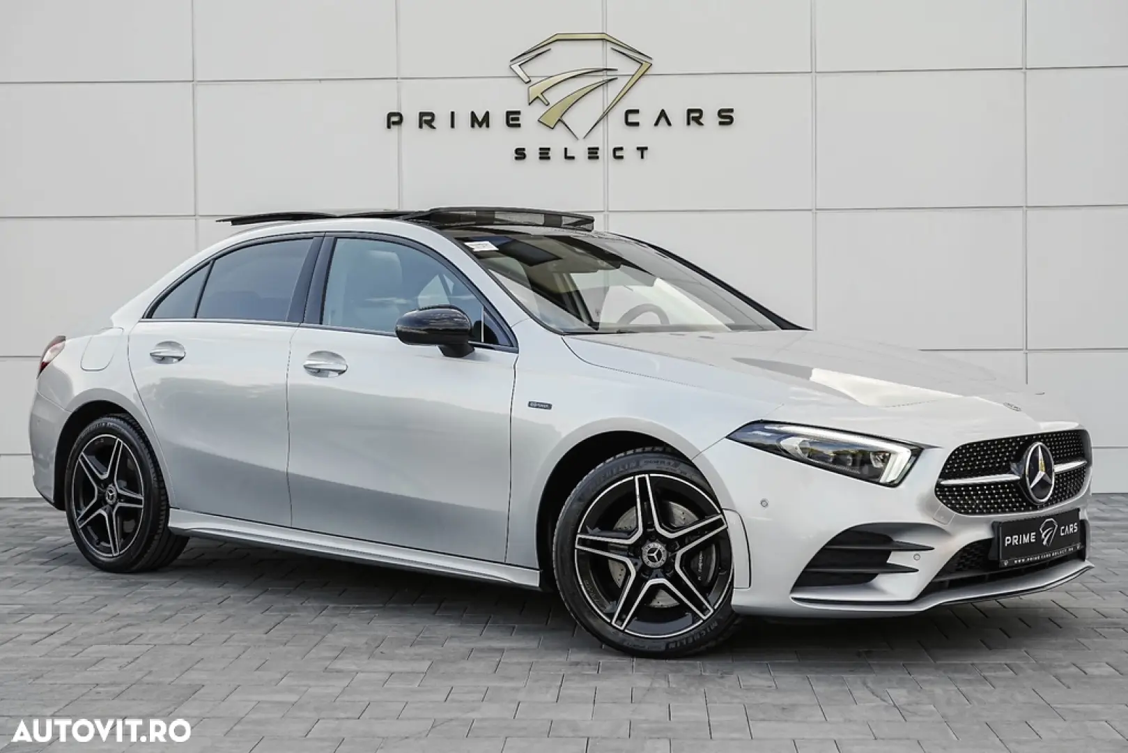 Mercedes-Benz A 250 e 8G-DCT AMG Line