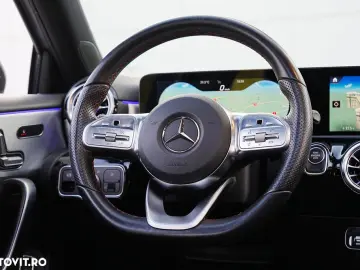 Mercedes-Benz A 250 e 8G-DCT AMG Line