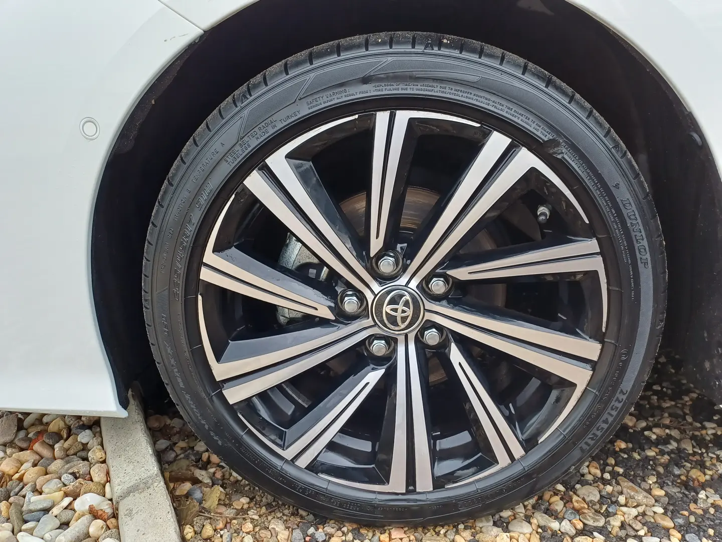 TOYOTA COROLLA SEDAN HYB 1.8 HYB EXCLUSIVE CVT