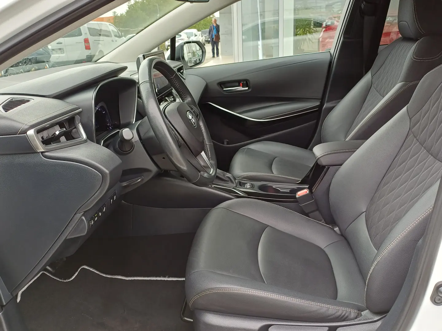 TOYOTA COROLLA SEDAN HYB 1.8 HYB EXCLUSIVE CVT