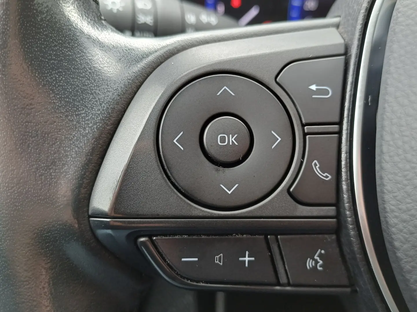 TOYOTA COROLLA SEDAN HYB 1.8 HYB EXCLUSIVE CVT