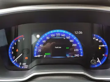 TOYOTA COROLLA SEDAN HYB 1.8 HYB EXCLUSIVE CVT