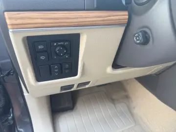 Land Cruiser 2.8 D-4D Tec-Edition°7Sitz°AHK
