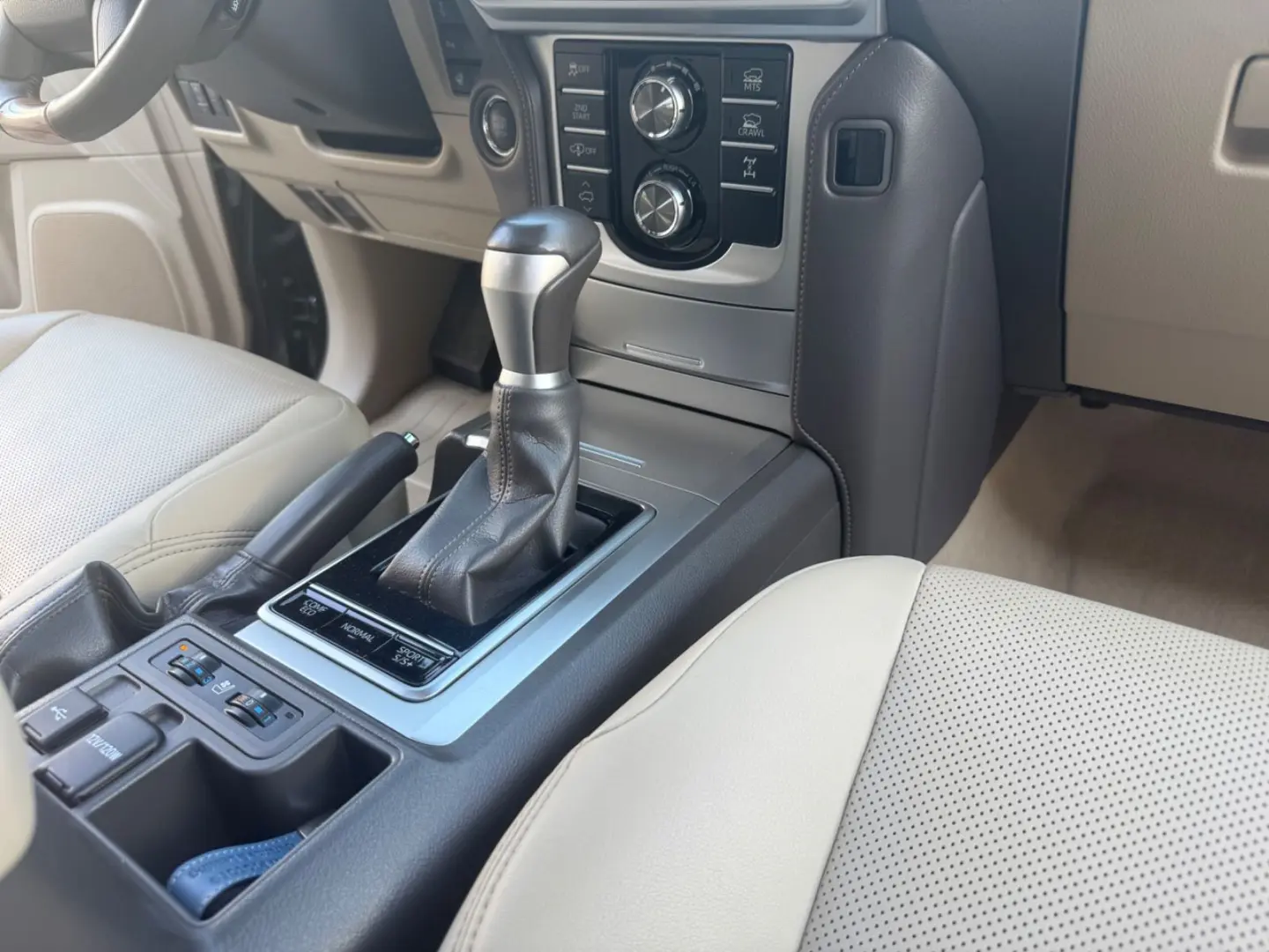 Land Cruiser 2.8 D-4D Tec-Edition°7Sitz°AHK