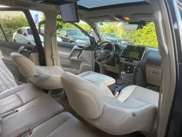 Land Cruiser 2.8 D-4D Tec-Edition°7Sitz°AHK