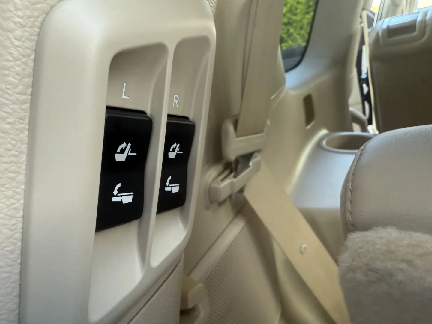 Land Cruiser 2.8 D-4D Tec-Edition°7Sitz°AHK