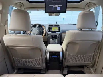 Land Cruiser 2.8 D-4D Tec-Edition°7Sitz°AHK