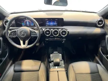 CLA 250 e Coupe +MBUX+Navi+PDC+LED+SpurH+AUT+LM