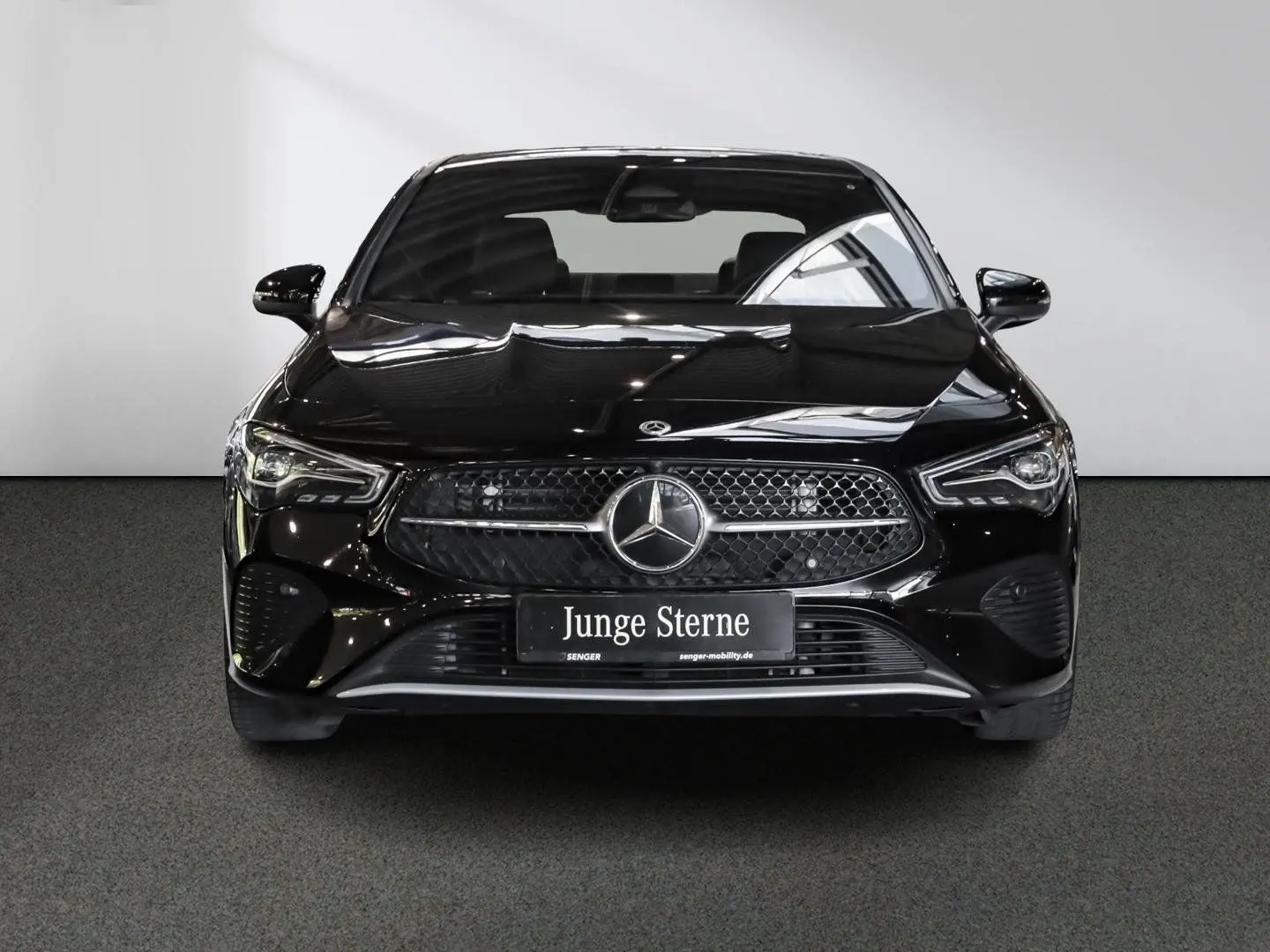 CLA 180 Rückfahrkamera Sitzheizung MBUX-Navi LED