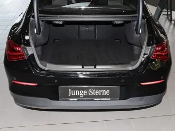 CLA 180 Rückfahrkamera Sitzheizung MBUX-Navi LED