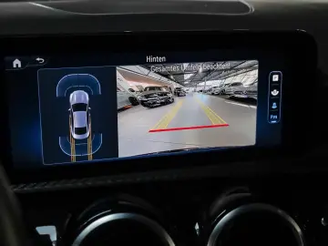 CLA 180 Rückfahrkamera Sitzheizung MBUX-Navi LED