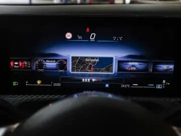 CLA 180 Rückfahrkamera Sitzheizung MBUX-Navi LED