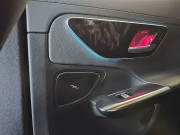 C 300 e AMG Navi HUD SHZ LED Massage CarPlay ACC