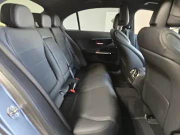 C 300 e AMG Navi HUD SHZ LED Massage CarPlay ACC