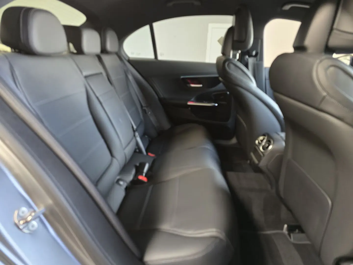 C 300 e AMG Navi HUD SHZ LED Massage CarPlay ACC
