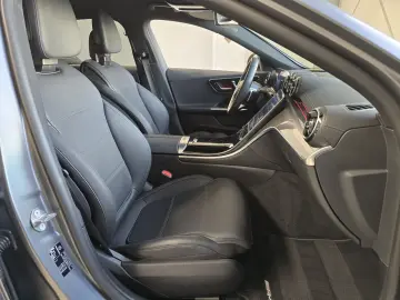 C 300 e AMG Navi HUD SHZ LED Massage CarPlay ACC