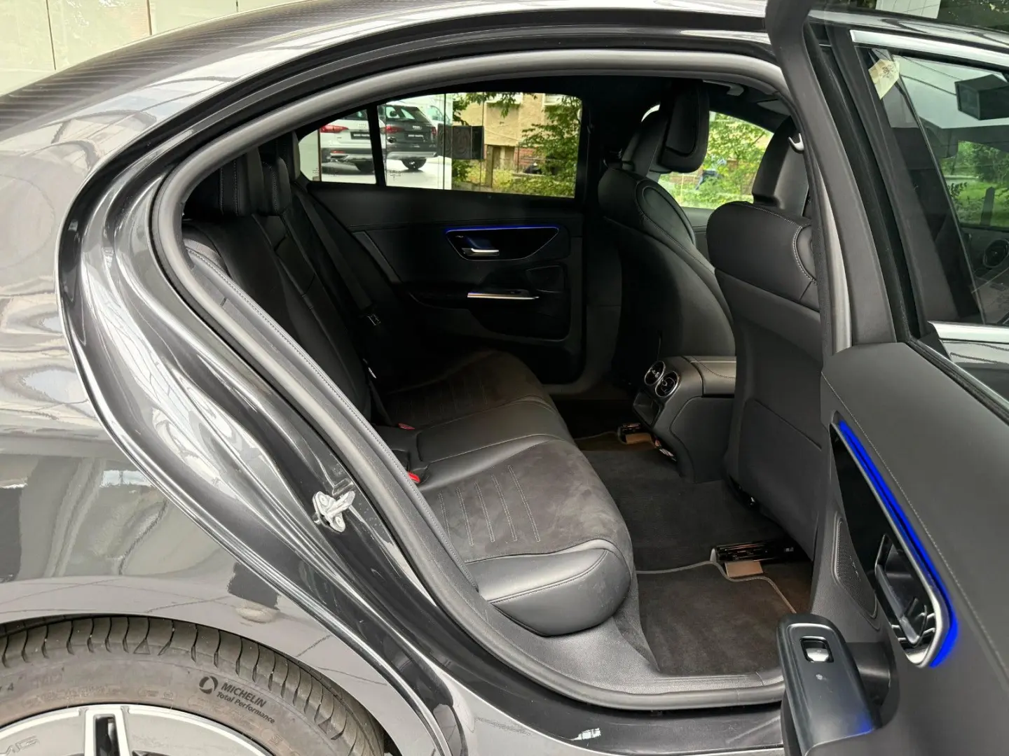 C 300 e AMG DISTRONIC KAM AHK TOTWNKL WIDESCREEN