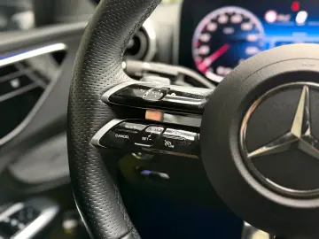 C 300 e AMG DISTRONIC KAM AHK TOTWNKL WIDESCREEN