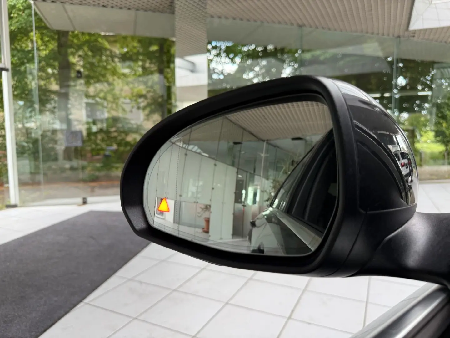 C 300 e AMG DISTRONIC KAM AHK TOTWNKL WIDESCREEN