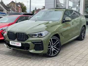 BMW  X6 M50 i PANO HUD DAP PA  INTEGRAL GESTIK ICONIC