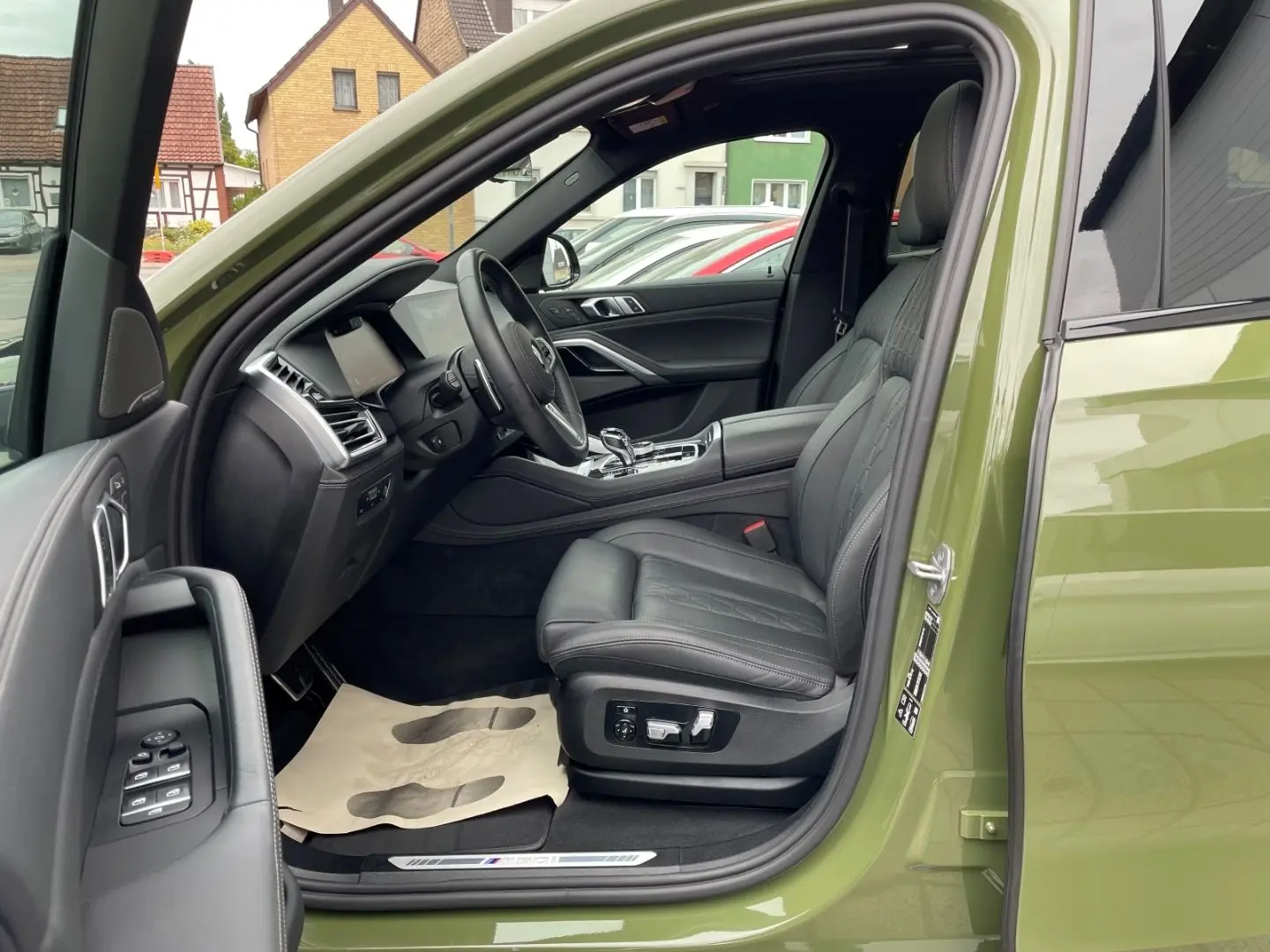 BMW  X6 M50 i PANO HUD DAP PA+ INTEGRAL GESTIK ICONIC