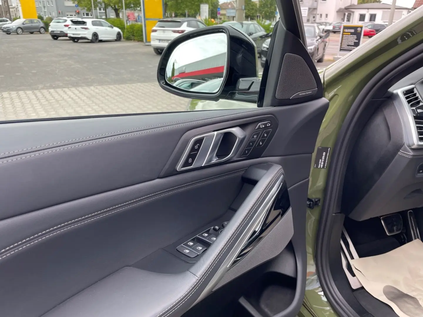 BMW  X6 M50 i PANO HUD DAP PA+ INTEGRAL GESTIK ICONIC