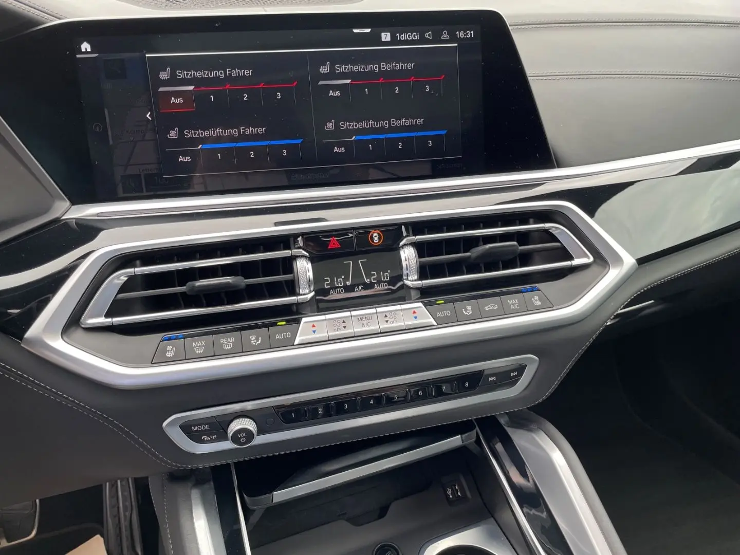 BMW  X6 M50 i PANO HUD DAP PA+ INTEGRAL GESTIK ICONIC