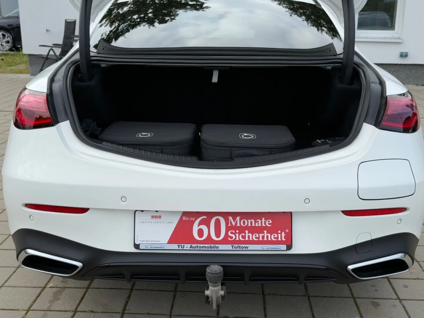 CLE 300 e Coupe AMG Night AHK-PANO-BURM-DISTR.