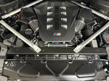 BMW X6 M60i xDrive Standhzg AHK M-Sitze ACC