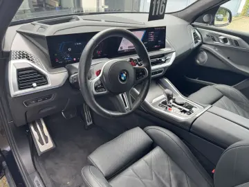 BMW XM 50e AHK B&W Autobahnas 23