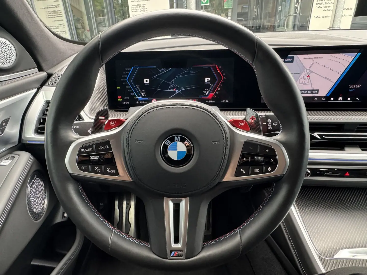 BMW XM 50e AHK B&W Autobahnas 23