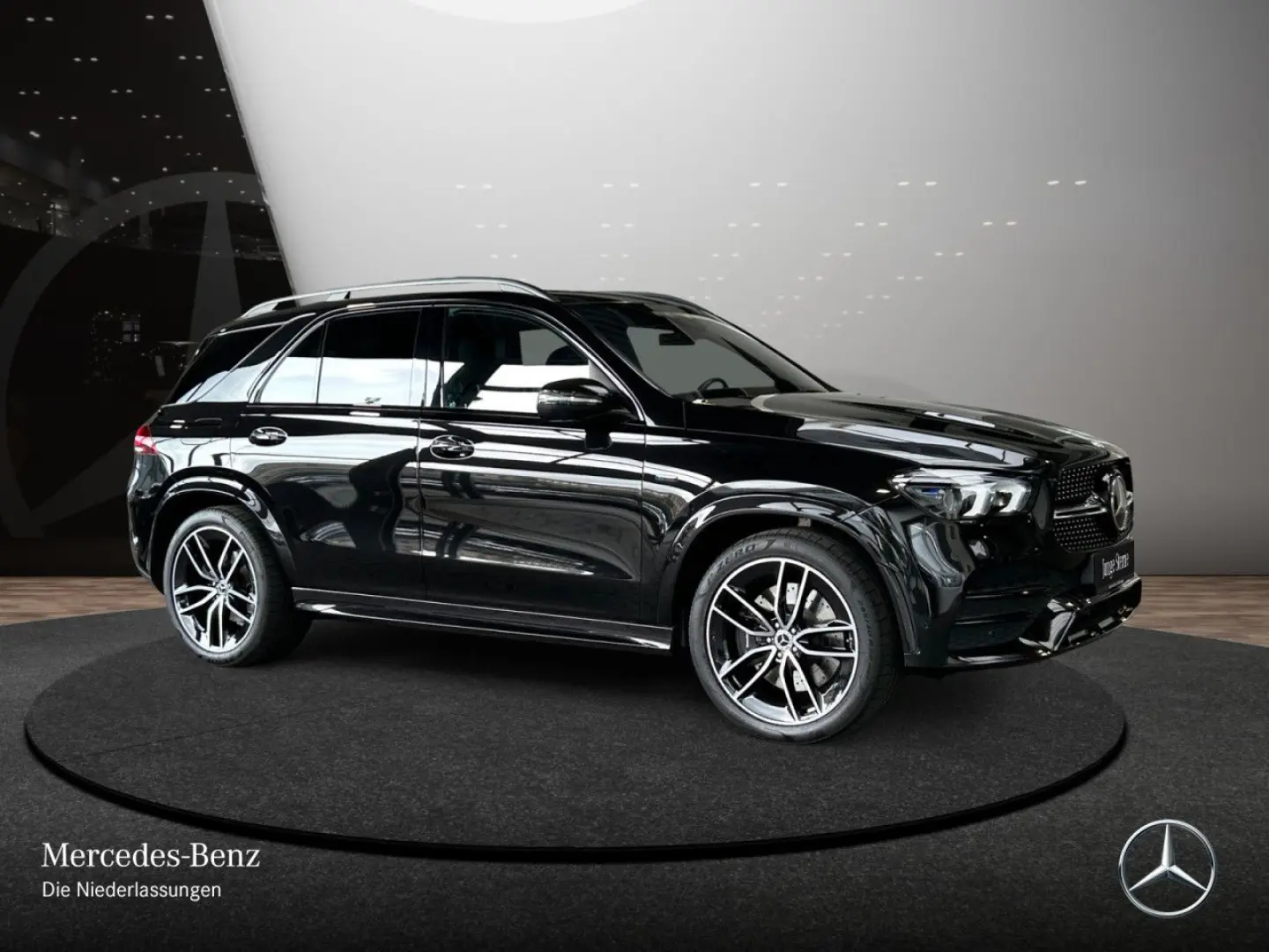 GLE350de4M AMG Dist Airmatic Pano 22  Night Burm