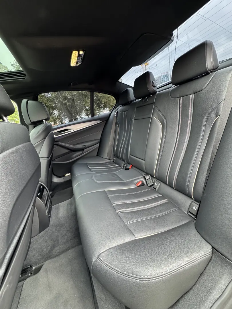 BMW 530