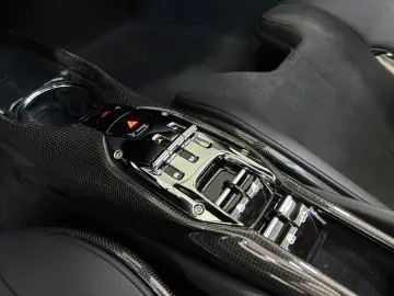 Racing Seats / Carbon/ JBL/ Lift