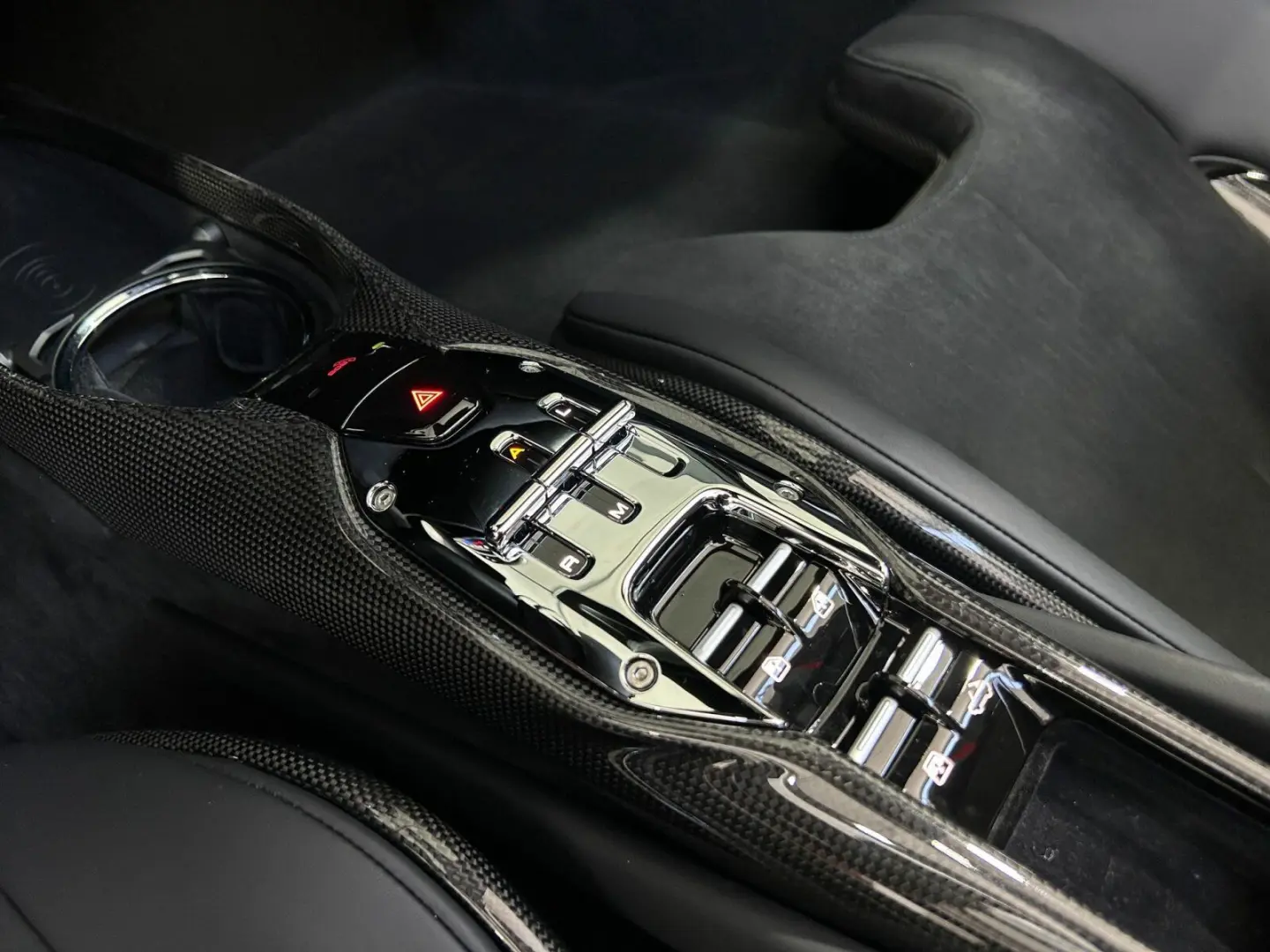 Racing Seats / Carbon/ JBL/ Lift