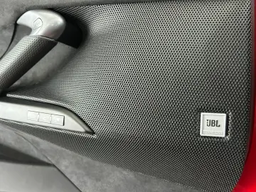 Racing Seats / Carbon/ JBL/ Lift