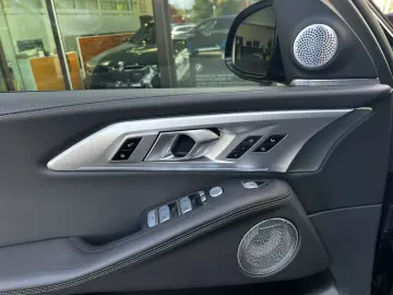 BMW XM B/W Massage Soft-Close Driv. Ass. Prof. Carbon