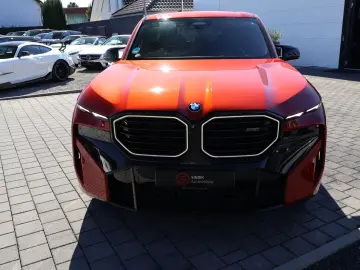 BMW  XM 