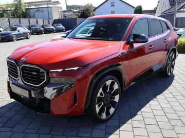 BMW  XM 