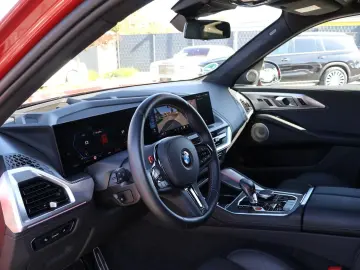 BMW  XM 